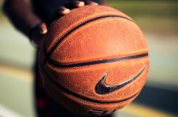 开云体育平台APP-平行世界的英雄，当哥斯达黎加撞碎铁幕，穆勒于星辰下接管生死