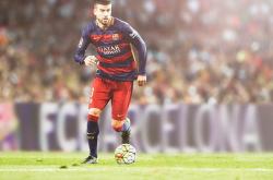 开云体育-同一个夜晚，两种足球，当集体沉睡与个体不朽同台