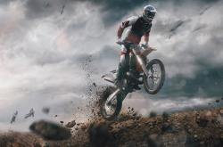 开云体育APP下载-冰与火的对决，一个改写命运的孤胆英雄与一粒撕裂巴黎夜空的绝杀