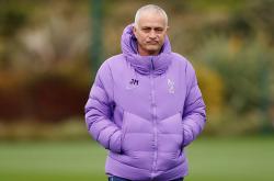 开云体育下载-热刺主帅穆里尼奥：球队需保持一致性，争取好成绩的简单介绍