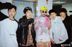 开云体育平台APP-T1轻取SHR，369打出惊人五杀宿敌对决小组赛，留下经典瞬间的简单介绍