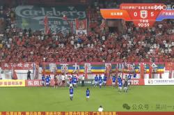 开云体育中国-青年近期表现出色，冲击联赛前四名