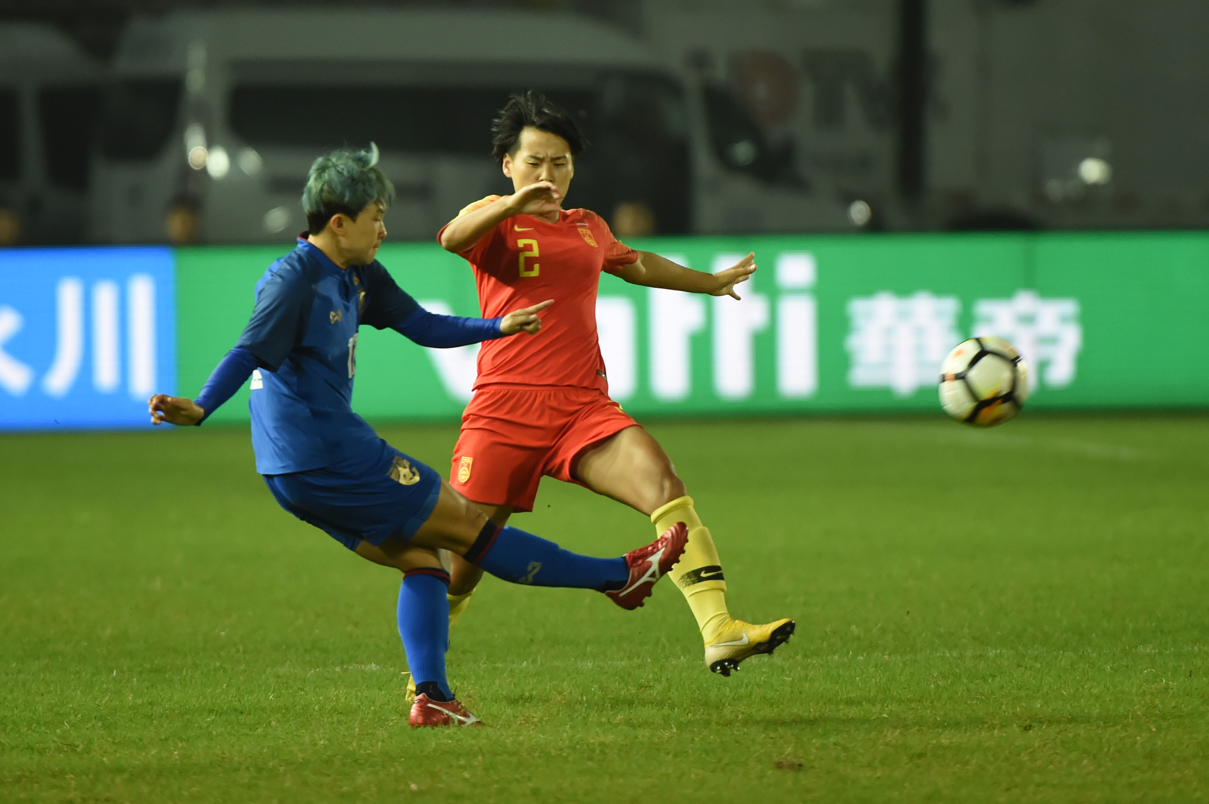泰国女足大胜巴西，晋级国际锦标赛决赛