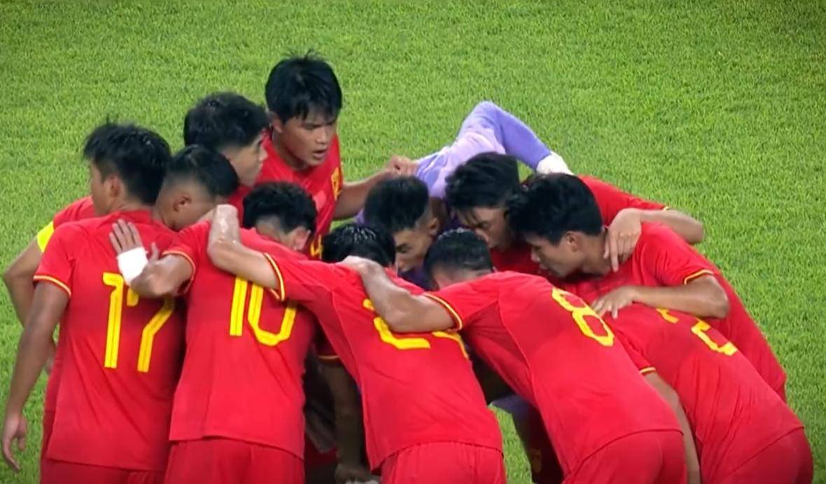 国际邀请赛：东南亚球队到场准备比赛