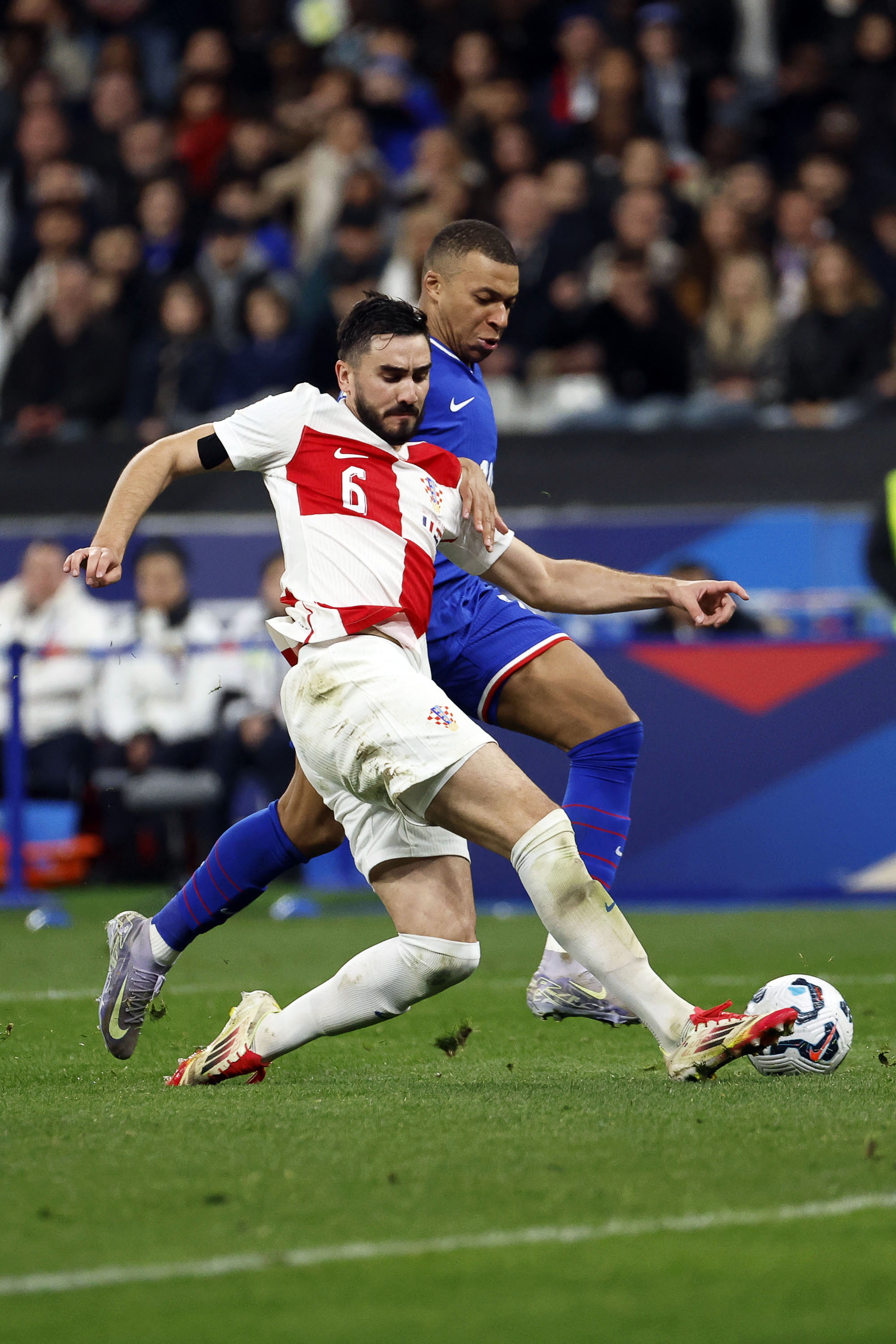 澳大利亚大胜越南，晋级欧国联半决赛