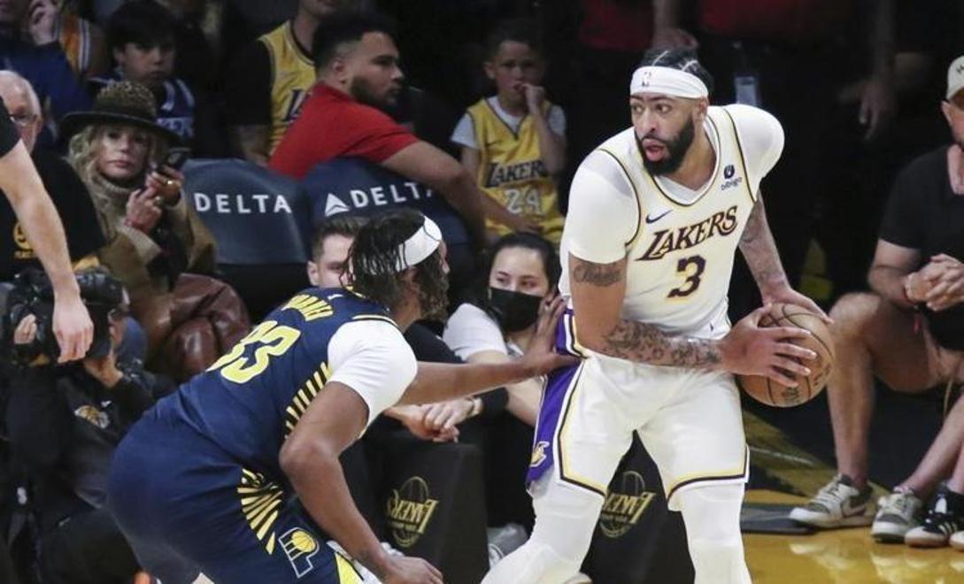 湖人再胜尼克斯，浓眉哥狂砍38分