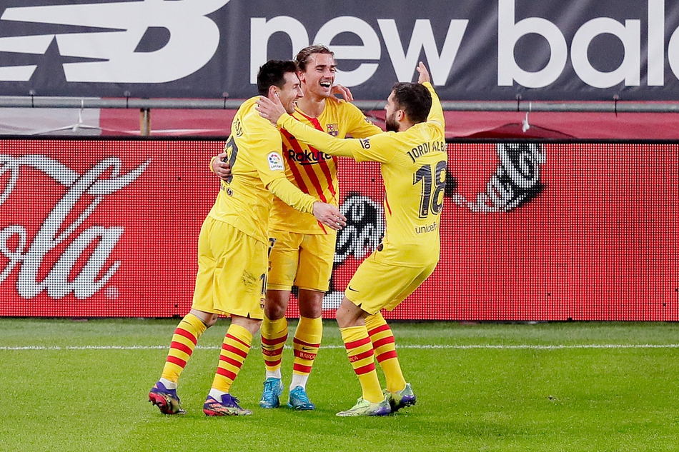 斯洛伐克队大胜匈牙利队，领跑小组积分榜