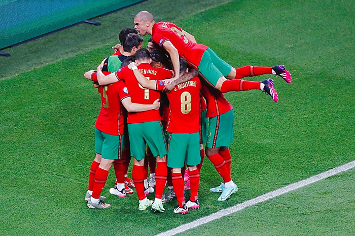 葡萄牙球队壮举获胜,成功晋级下一轮 葡萄牙球队壮举获胜,成功晋级下一轮