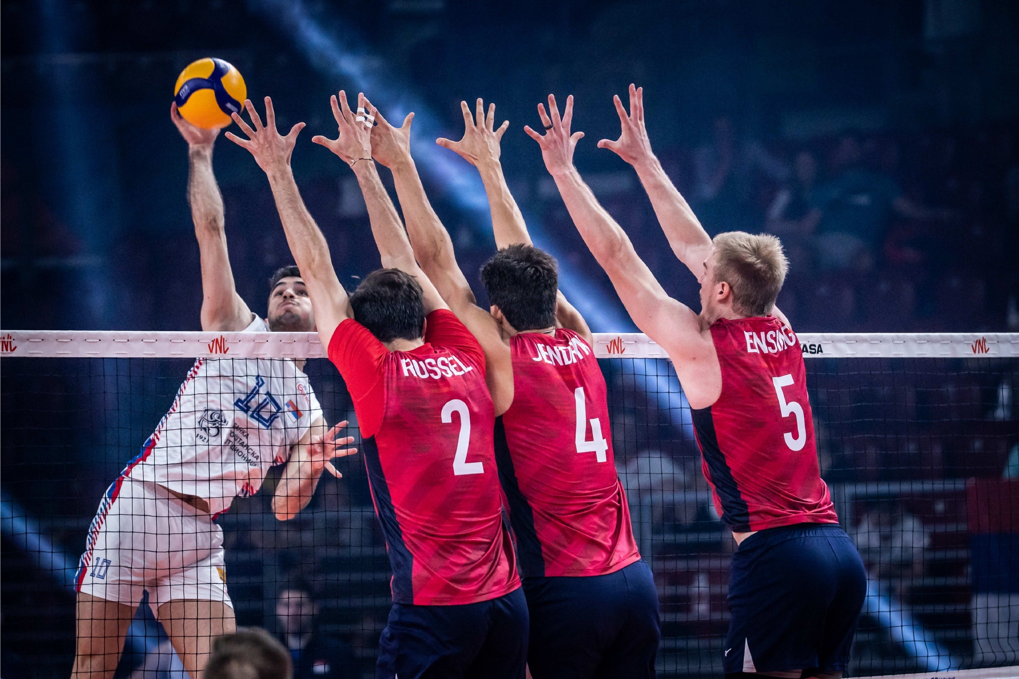 法国队险胜波兰队,波尔惊艳四座的简单介绍 法国队险胜波兰队,波尔惊艳四座的简单介绍