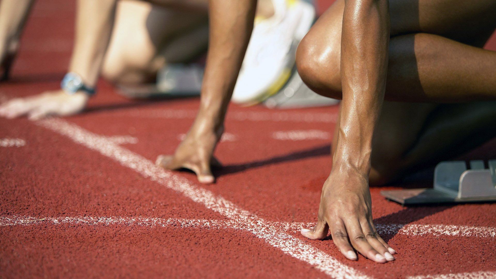 悬念的秒表，停在范弗利特第一节三分线外