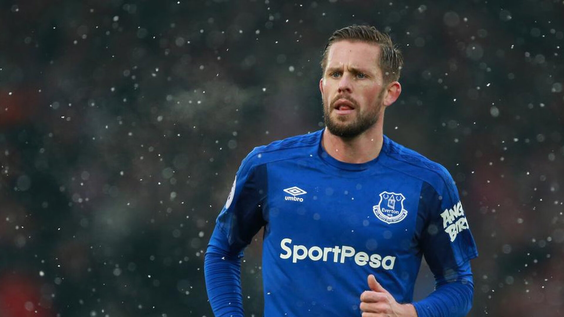 银河流淌于硝烟处，奥运周期关键战夜，库里如何定义硬仗之王