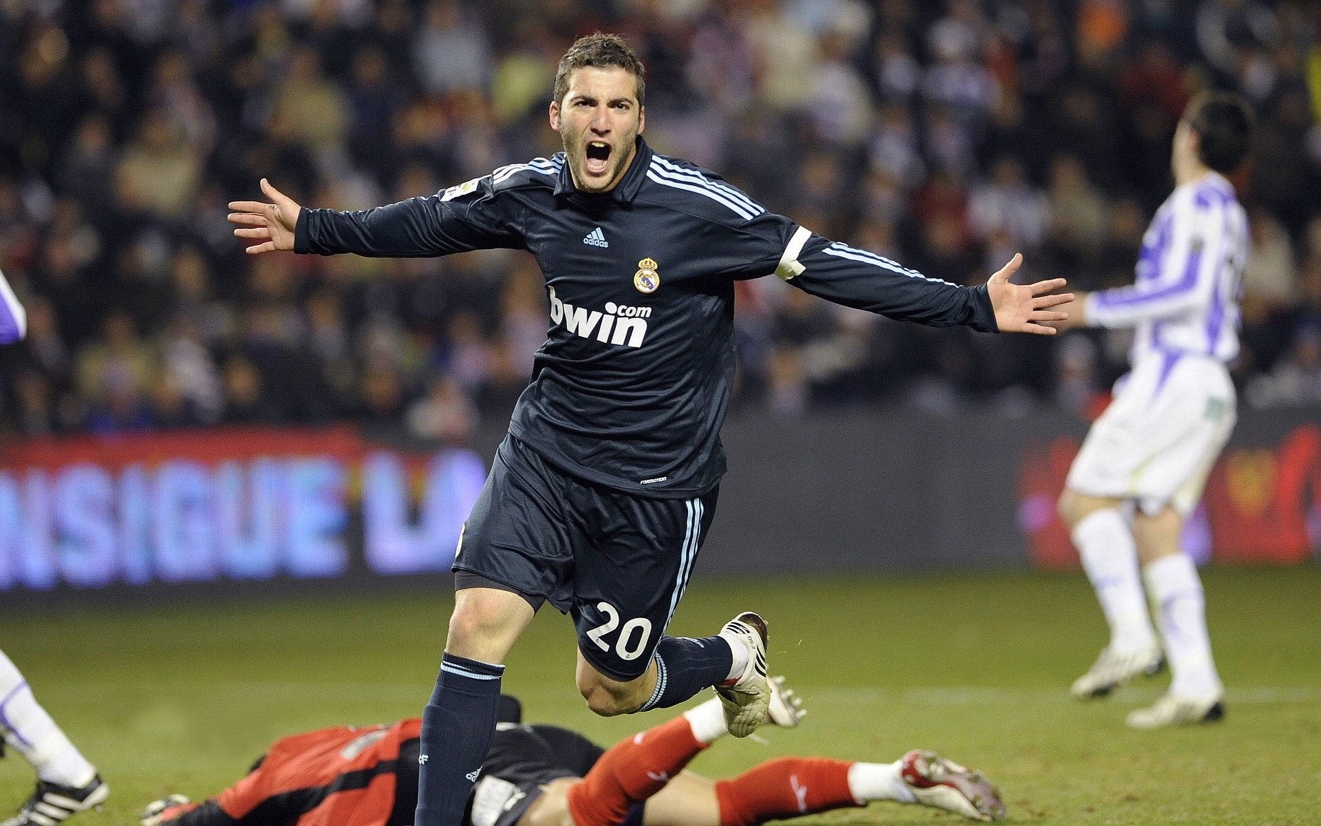 塞维利亚斗牛士的文艺复兴，若日尼奥指挥一场穿越安达卢西亚与加勒比的翻盘史诗