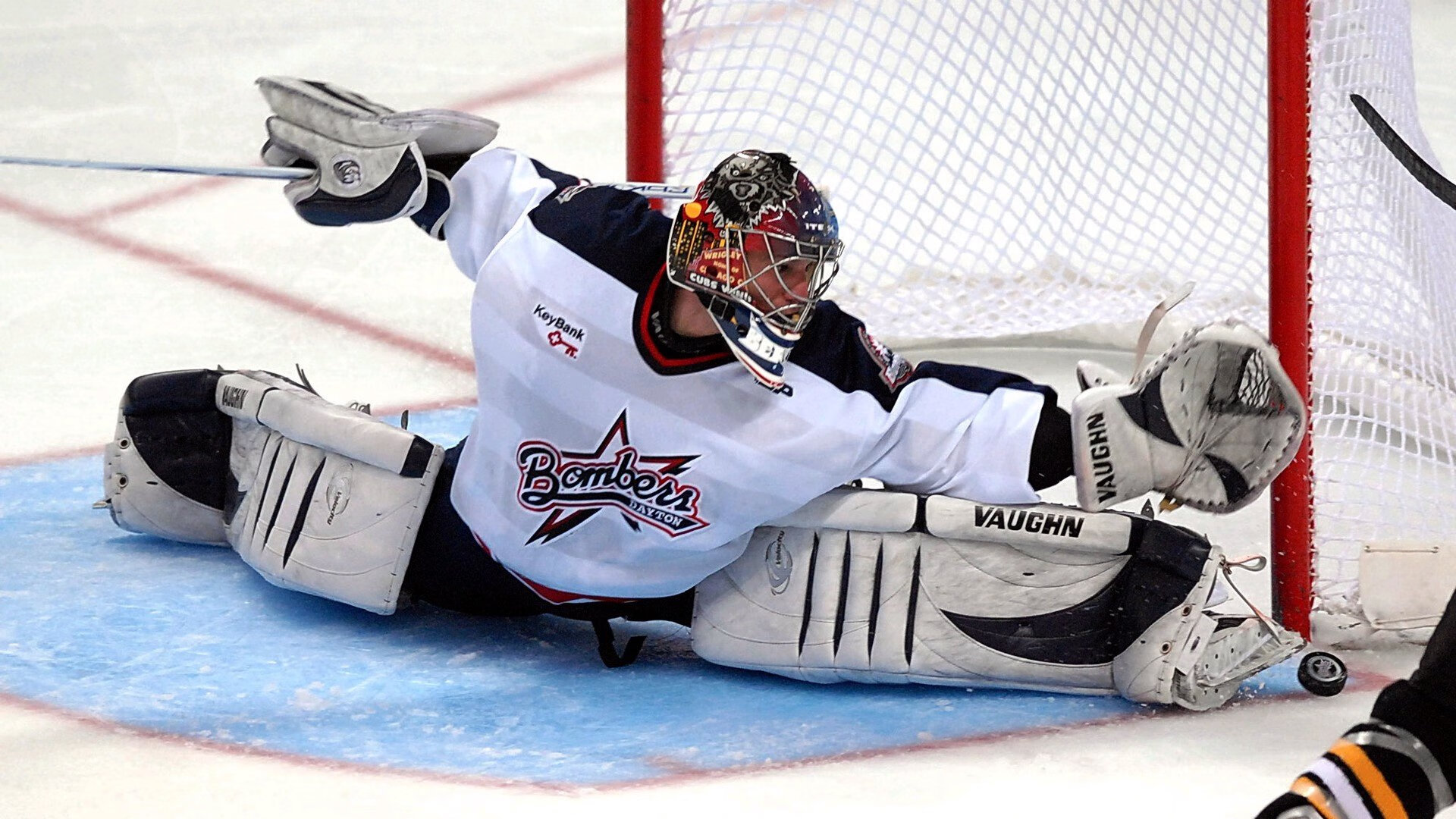 钢铁洪流碾碎太极阵，奥恰洛夫一锤定音定江山